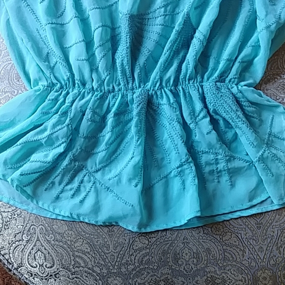 💙3 for 20 Aqua peplum top - Picture 2 of 4